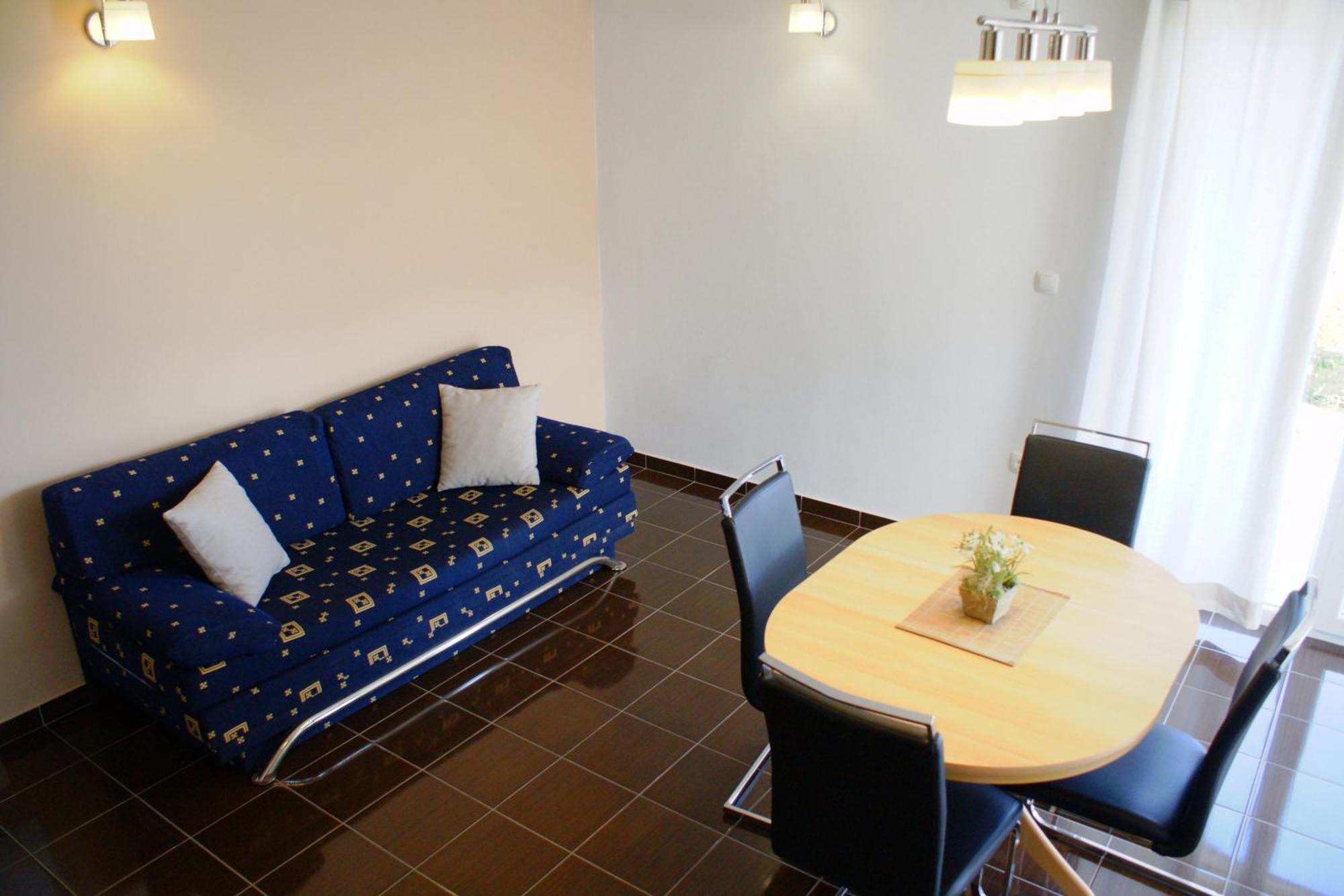 Apartments Martina Бибинє Екстер'єр фото