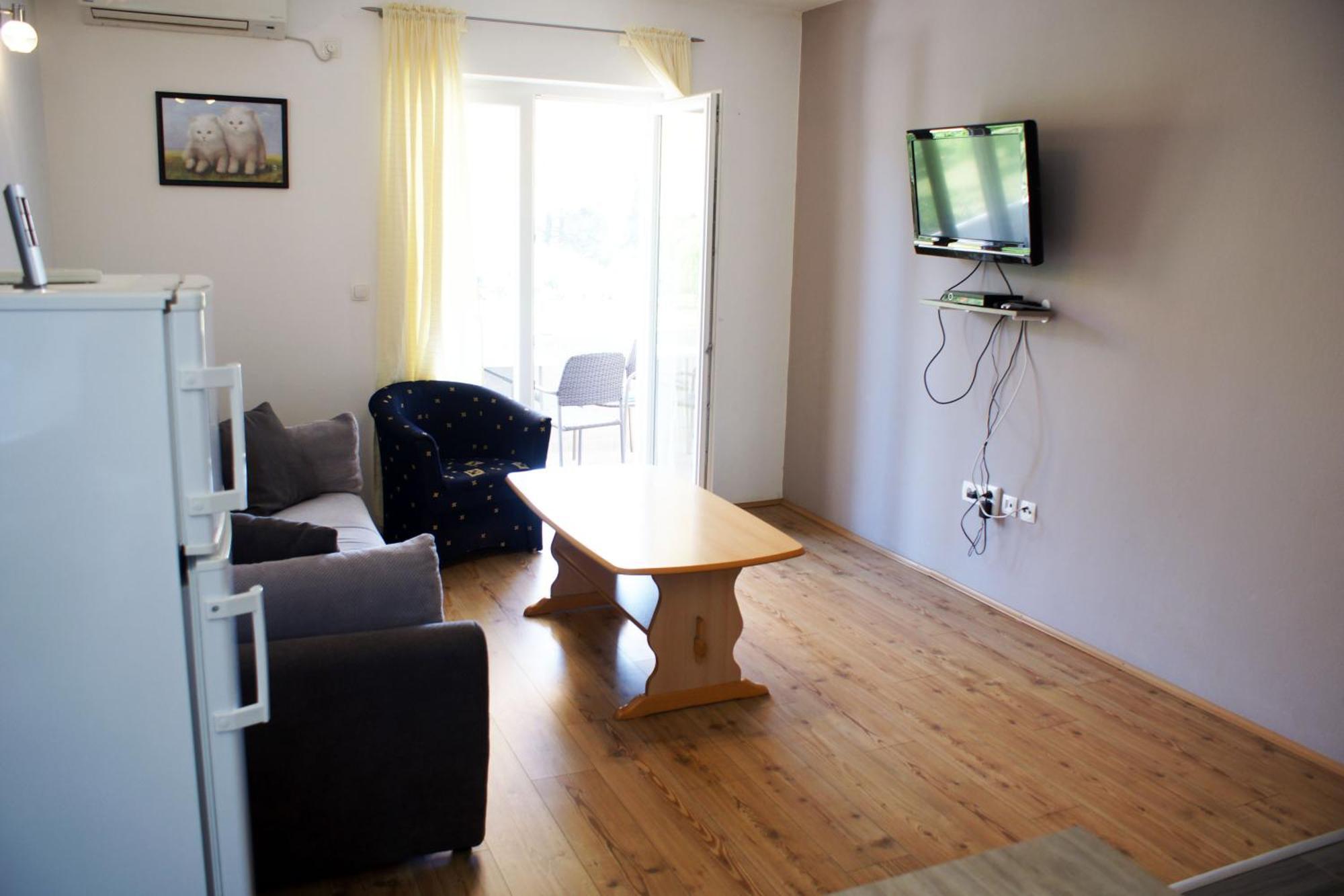 Apartments Martina Бибинє Екстер'єр фото