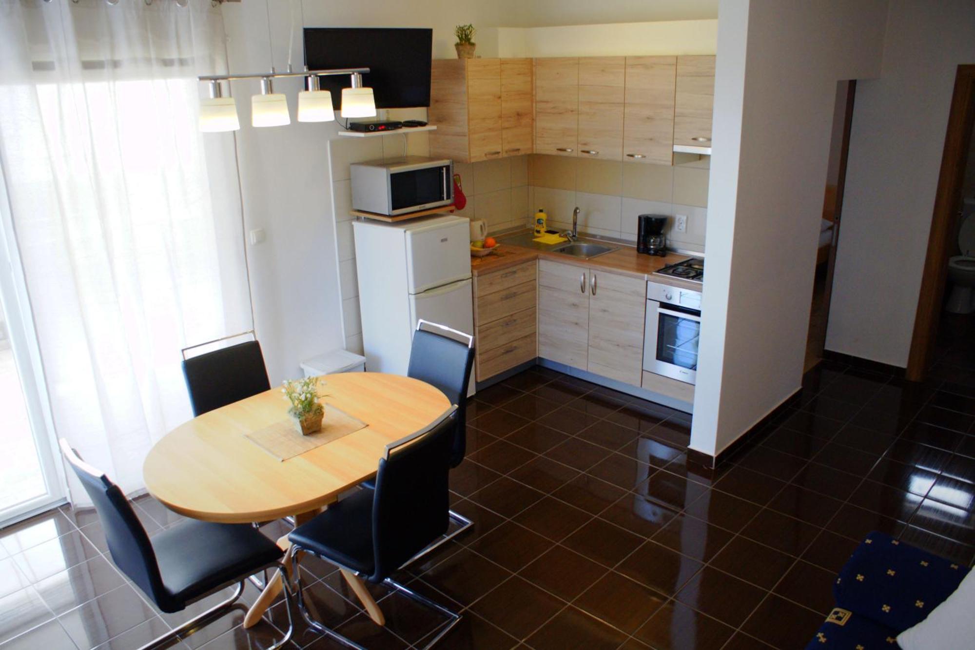 Apartments Martina Бибинє Екстер'єр фото
