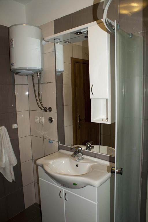 Apartments Martina Бибинє Екстер'єр фото