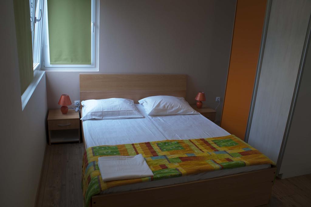 Apartments Martina Бибинє Екстер'єр фото